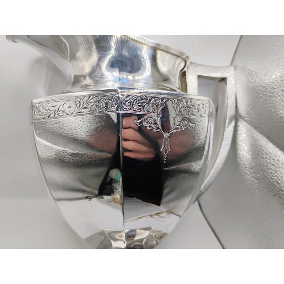 INTERNATIONAL SILVER CO.- WILCOX S. P. CO. - LARGE PITCHER 1972 "F" Monogram - Picture 3 of 10